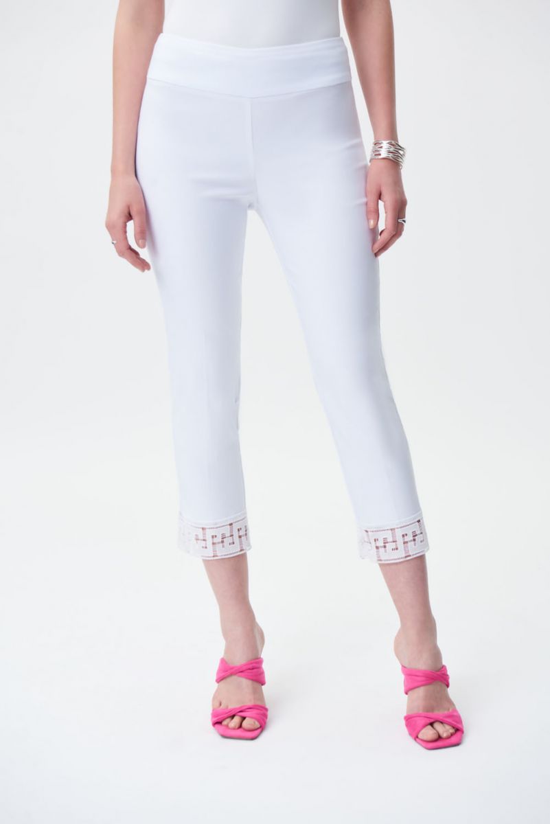 White Elegance: Outflits Brand Viscose Lycra Capri Leggings with Botto