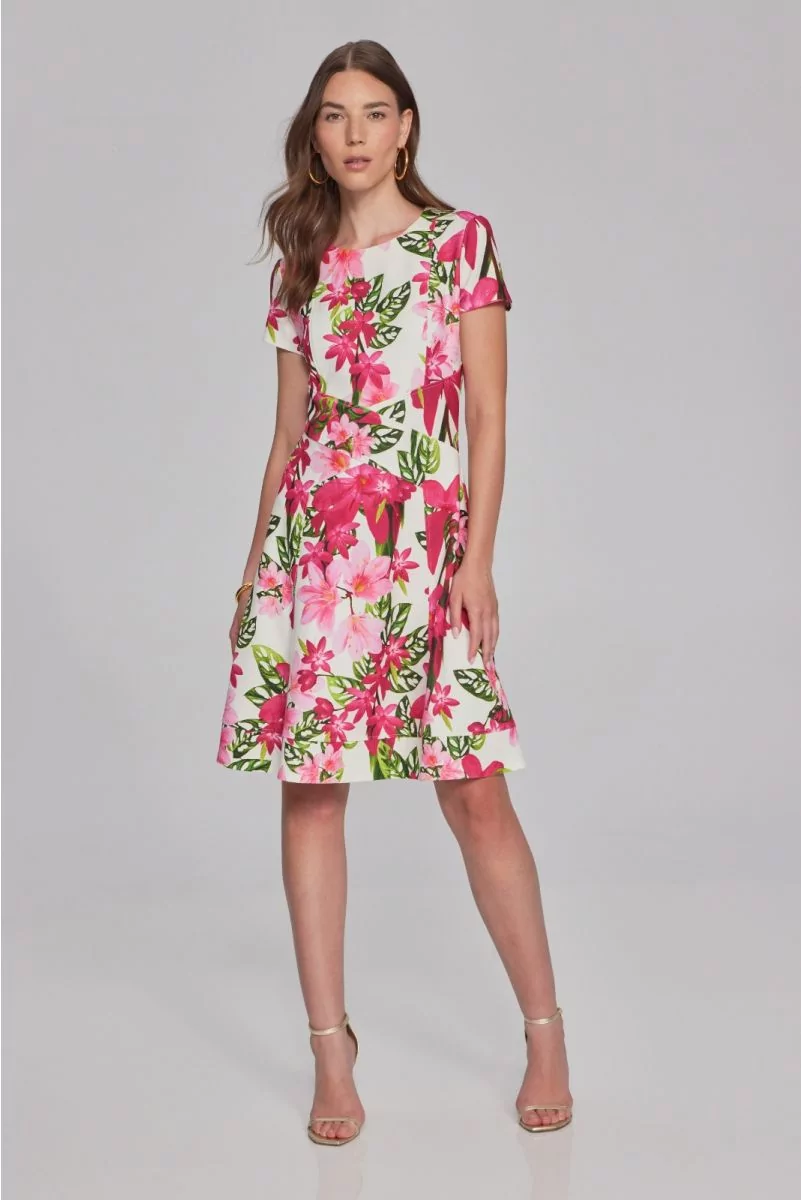 Floral print fit & hotsell flare dress