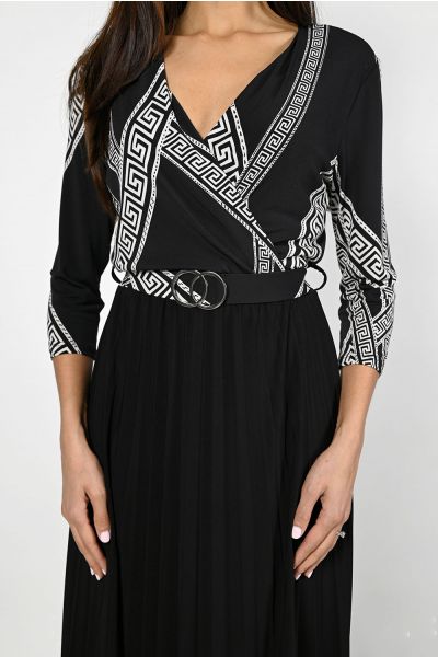 Frank Lyman Black/Beige Knit Dress Style 223011
