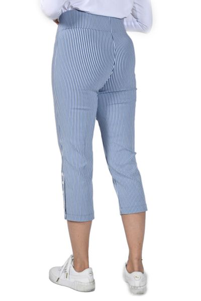 Frank Lyman Blue/White Capri Pants Style 231121