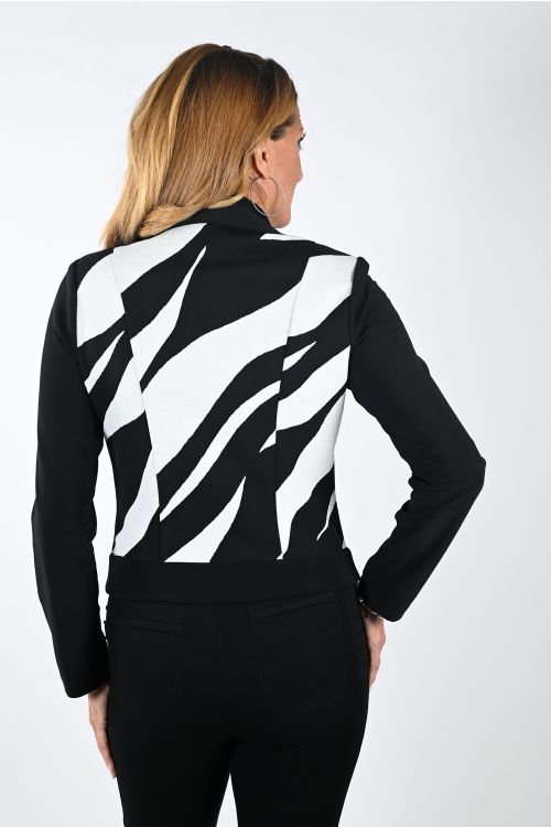 Frank Lyman Black/Off-White Jacket Style 233212