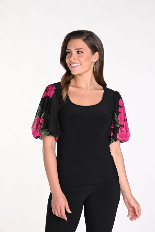 Frank Lyman Black/Fuchsia Floral Print Top Style 241102