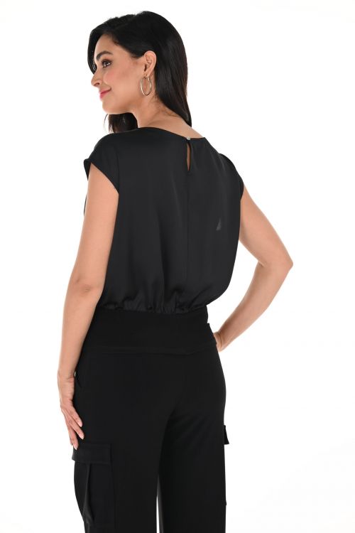 Frank Lyman Black Short Sleeve Top with Fitted Waist Style 246388