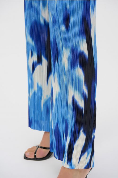 Joseph Ribkoff Blue/Vanilla Pleated Novelty Tropical Print Wide-Leg Pants Style 252138.