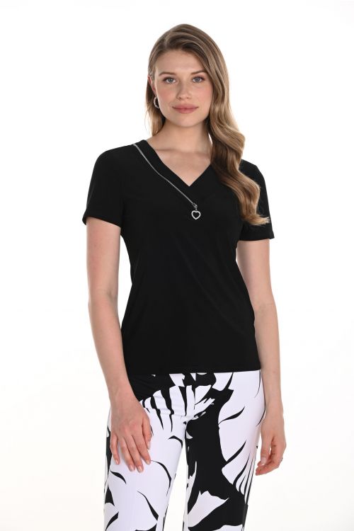 Frank Lyman Black Fitted V-Neck Short Sleeve Top Style 256003