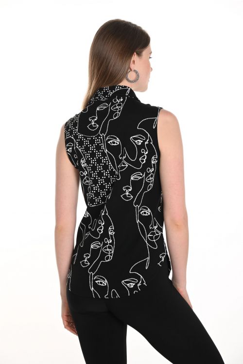 
Frank Lyman Black/Off-White Face Print Sleeveless Top Style 256163
